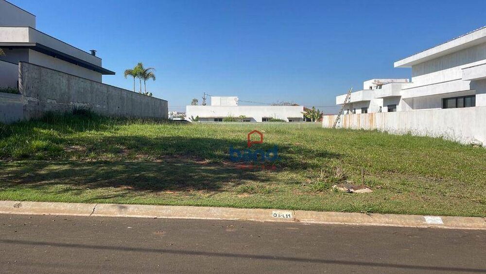 Loteamento e Condomínio, 800 m² - Foto 1