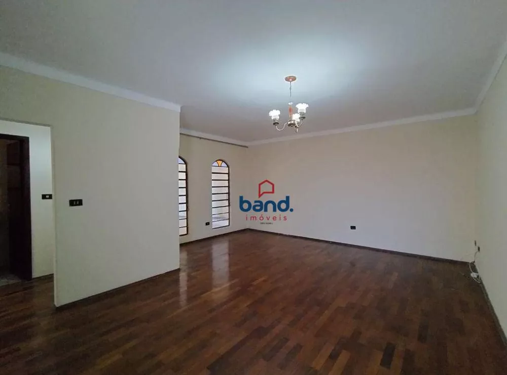 Casa, 3 quartos, 250 m² - Foto 1