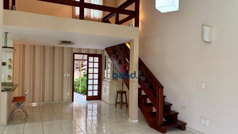 Casa, 4 quartos, 220 m² - Foto 2