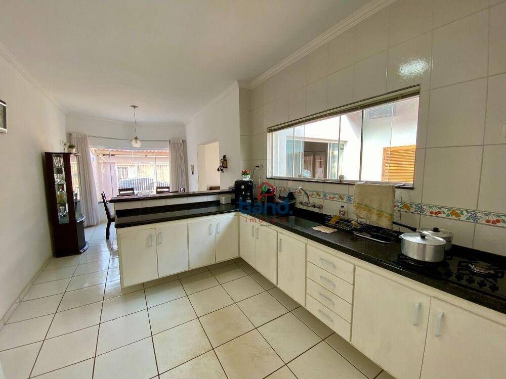 Casa, 3 quartos, 200 m² - Foto 8