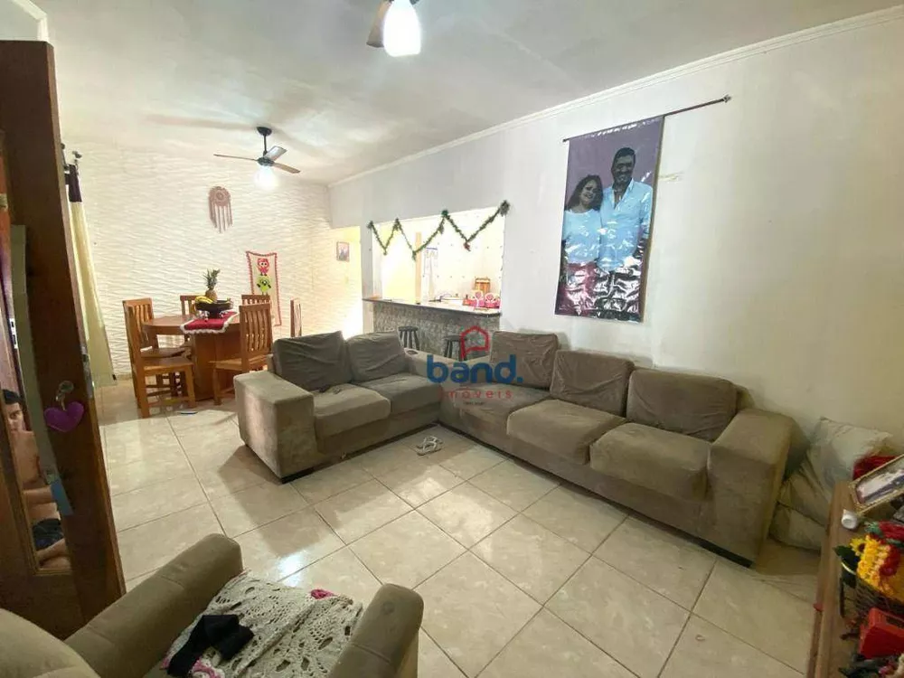 Casa à venda com 2 quartos, 100m² - Foto 3