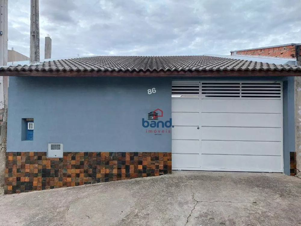 Casa à venda com 2 quartos, 67m² - Foto 1