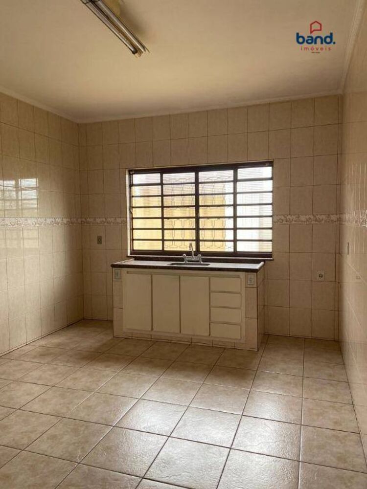 Casa, 3 quartos, 200 m² - Foto 2