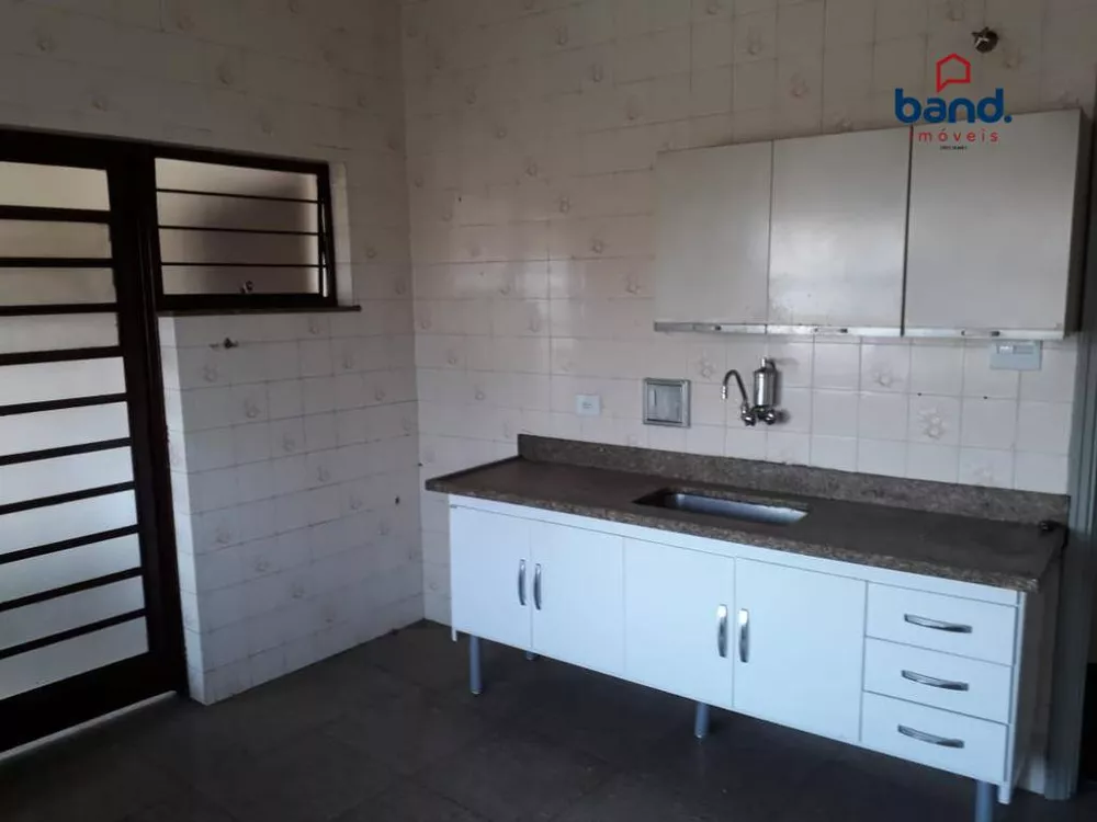 Casa à venda com 2 quartos, 140m² - Foto 4