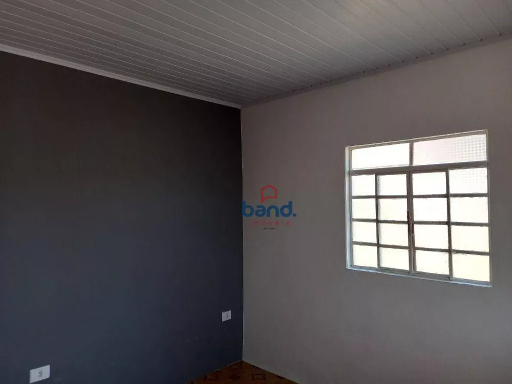 Casa à venda com 2 quartos, 70m² - Foto 4