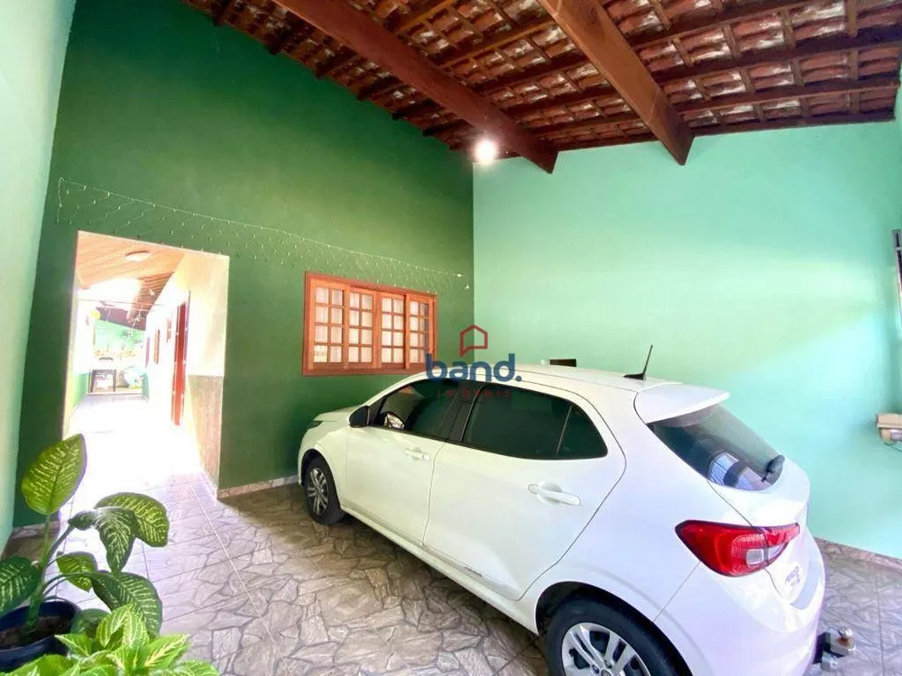 Casa à venda com 3 quartos, 162m² - Foto 2