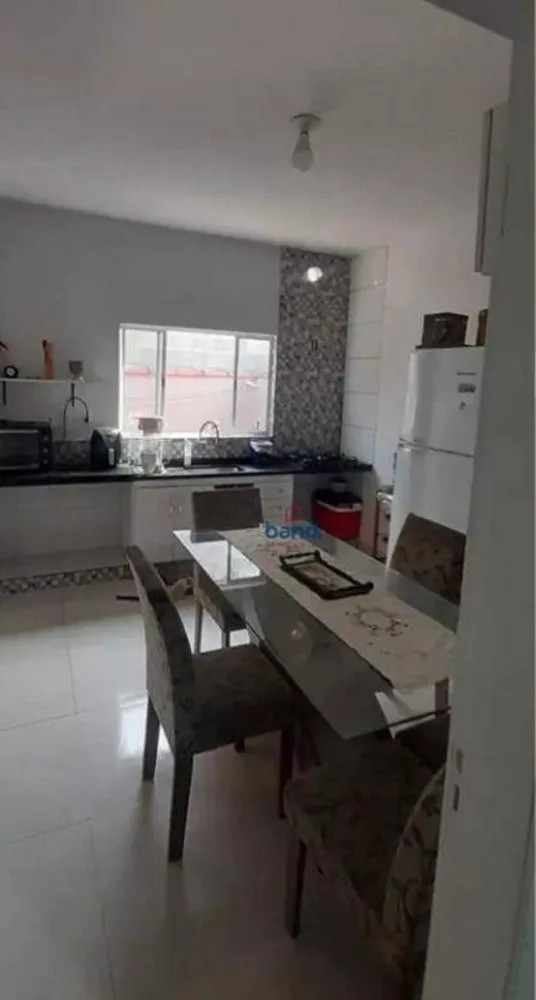 Casa à venda com 2 quartos, 84m² - Foto 3