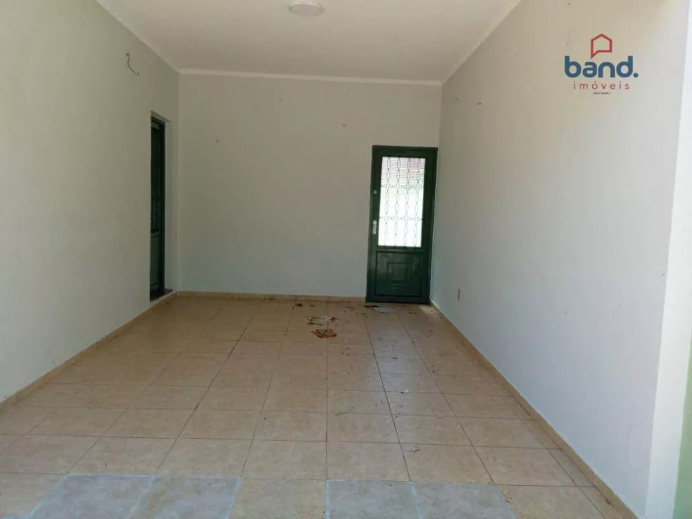 Casa à venda com 3 quartos, 136m² - Foto 2