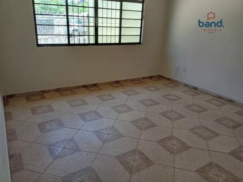 Casa à venda com 3 quartos, 136m² - Foto 4