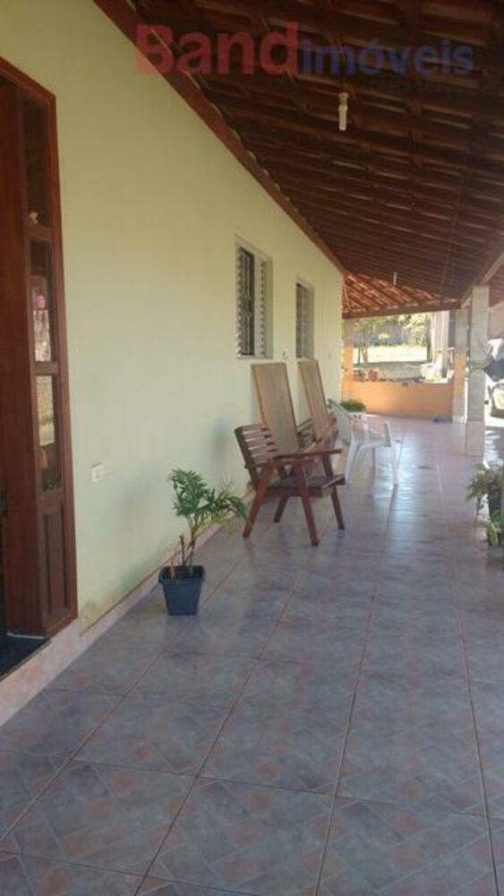 Chácara, 3 quartos, 1000 m² - Foto 1