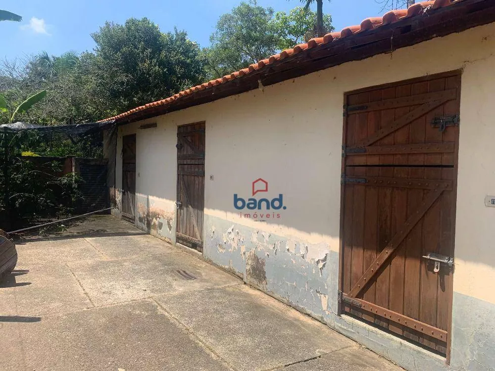 Chácara à venda com 6 quartos, 1000m² - Foto 8