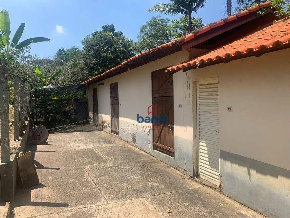 Chácara à venda com 6 quartos, 1000m² - Foto 7