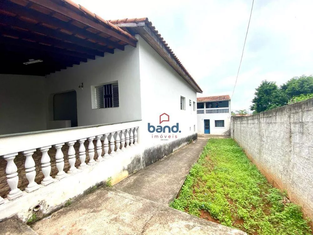 Casa à venda com 4 quartos, 152m² - Foto 2