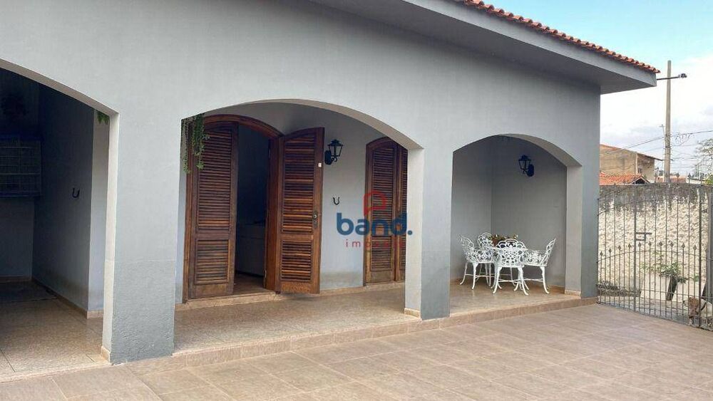 Casa, 3 quartos, 183 m² - Foto 2