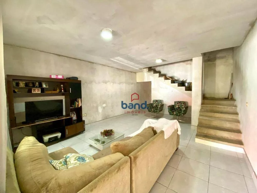 Casa à venda com 3 quartos, 193m² - Foto 4