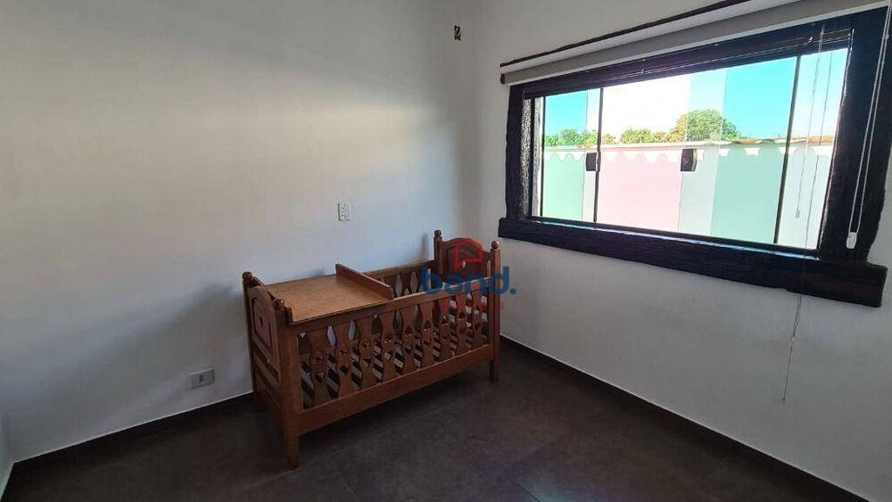 Casa à venda com 4 quartos, 320m² - Foto 6