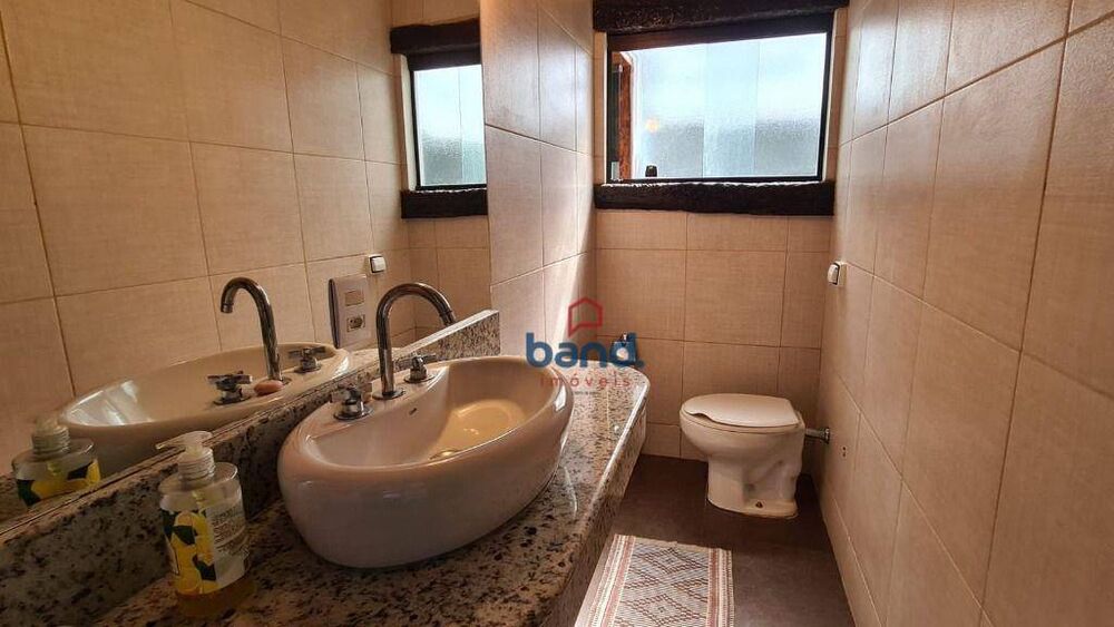 Casa à venda com 4 quartos, 320m² - Foto 4