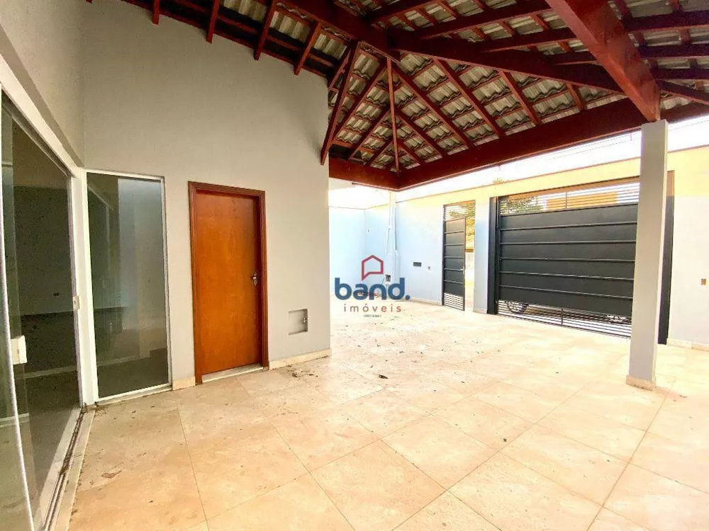 Casa à venda com 2 quartos, 109m² - Foto 3