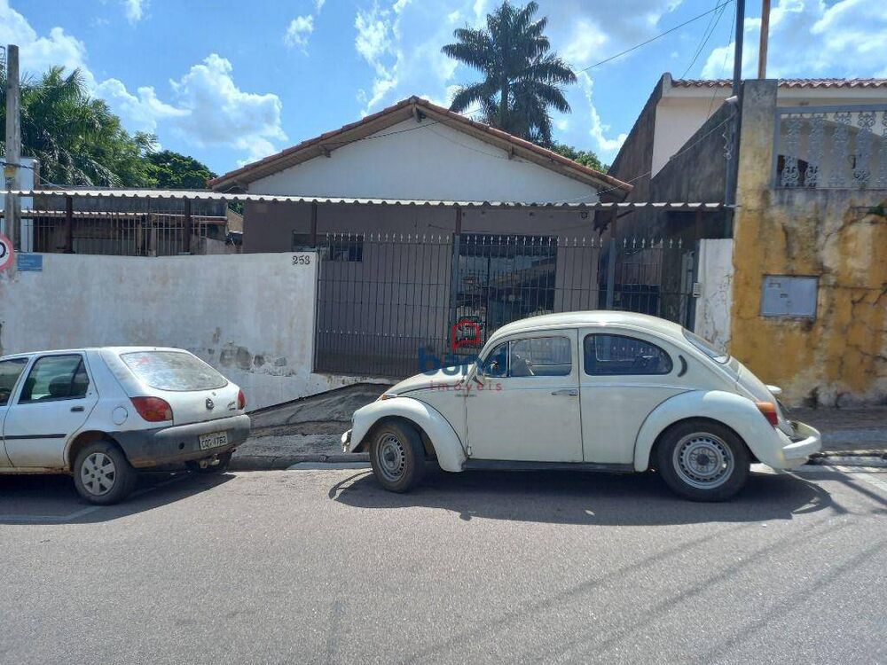 Casa, 3 quartos, 220 m² - Foto 2