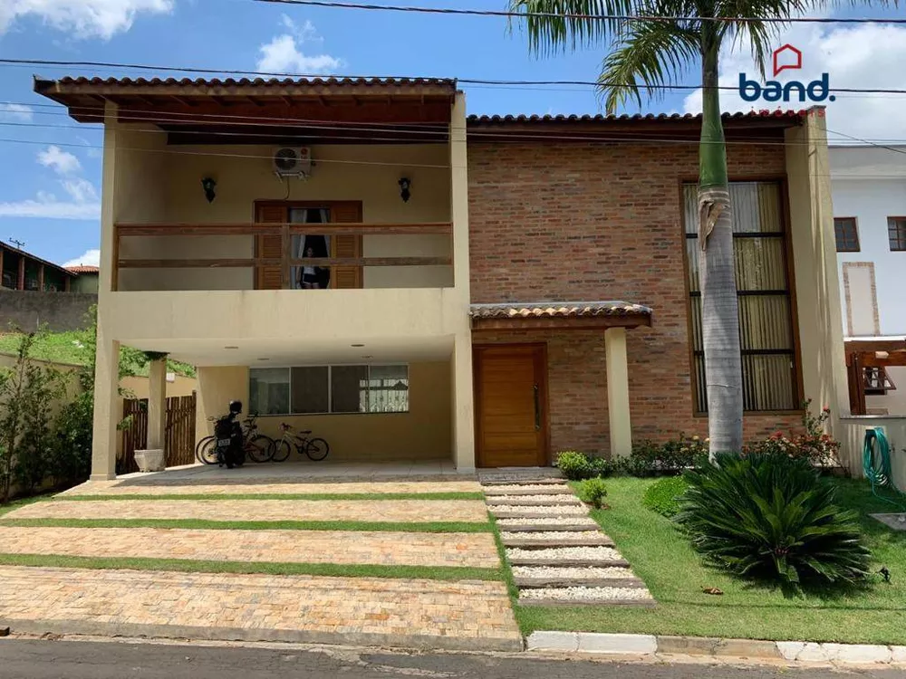 Casa de Condomínio à venda com 3 quartos, 232m² - Foto 1