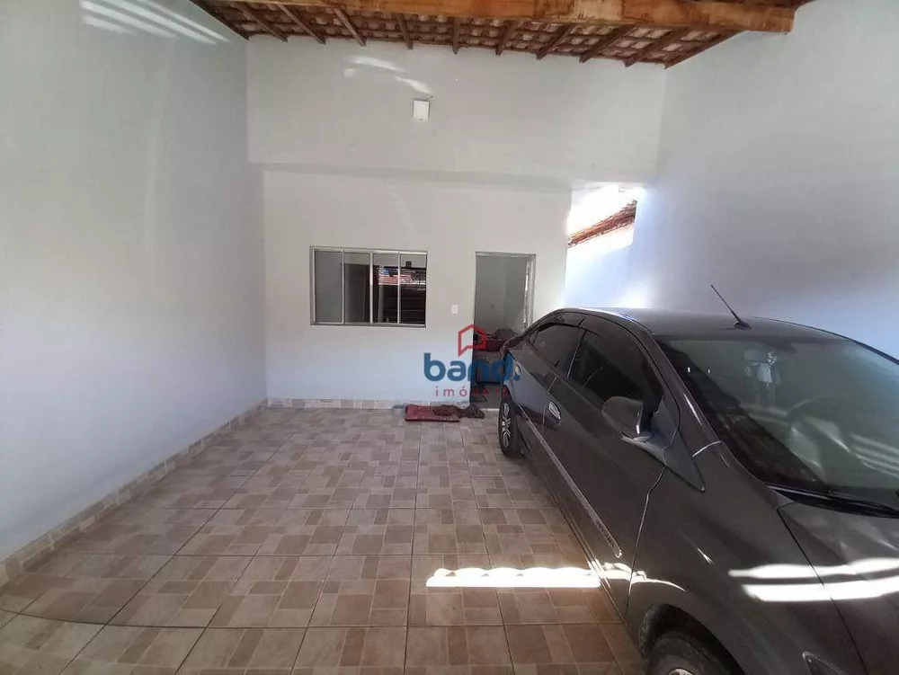 Casa à venda com 2 quartos, 137m² - Foto 2