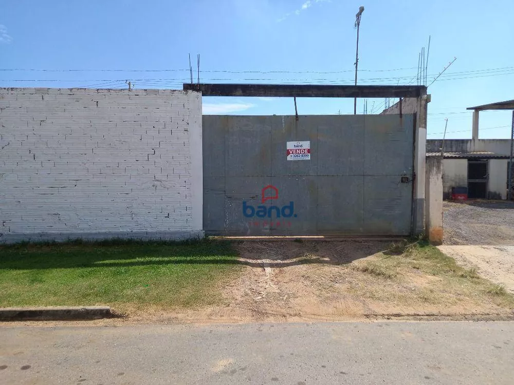 Depósito-Galpão-Armazém à venda, 200m² - Foto 1