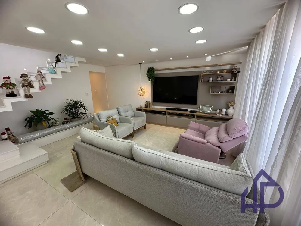 Casa, 3 quartos, 313 m² - Foto 1