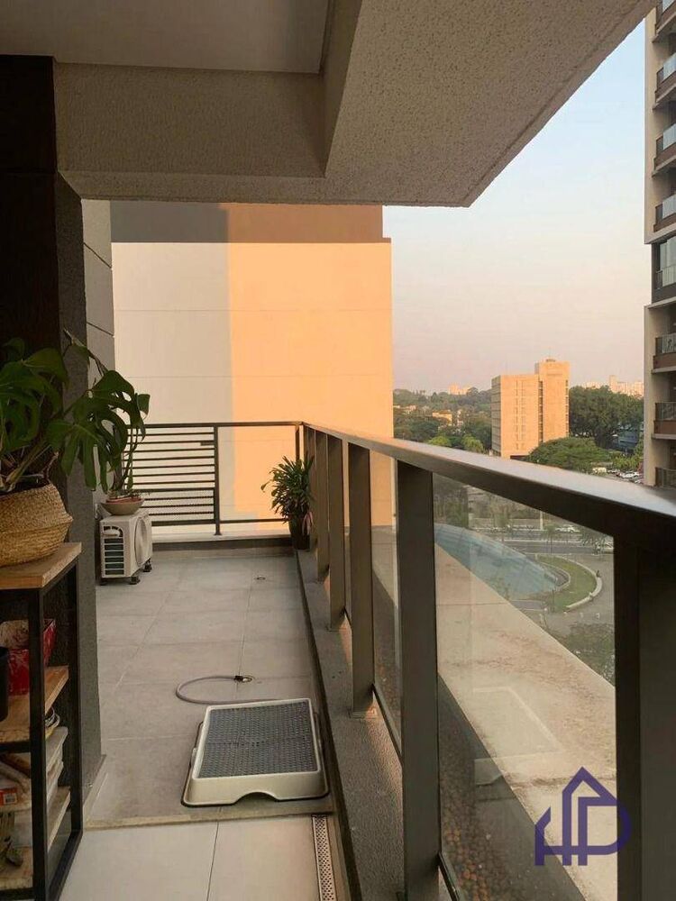Apartamento para alugar com 2 quartos, 93m² - Foto 8