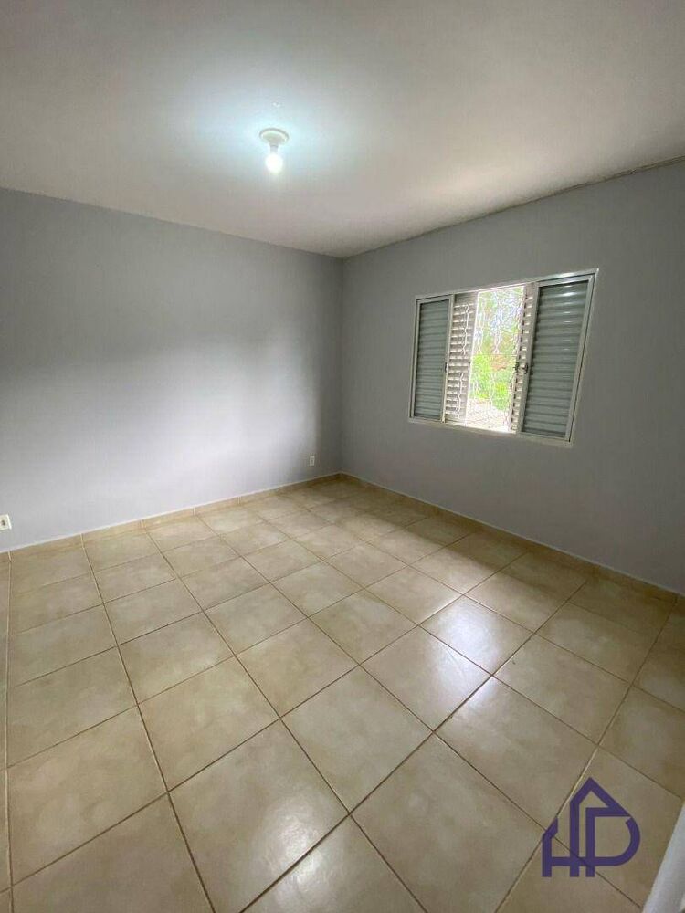 Casa para alugar com 3 quartos, 180m² - Foto 5