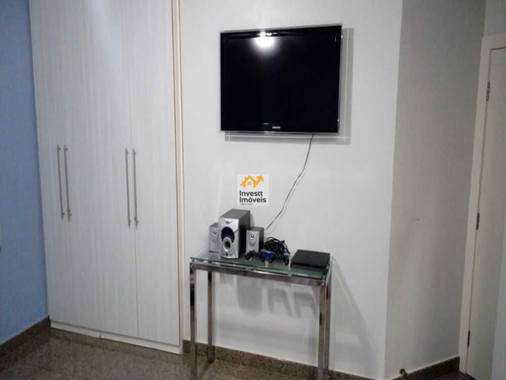 Apartamento à venda com 3 quartos, 155m² - Foto 1