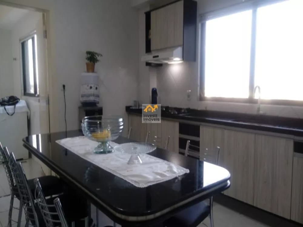 Apartamento, 3 quartos, 155 m² - Foto 2