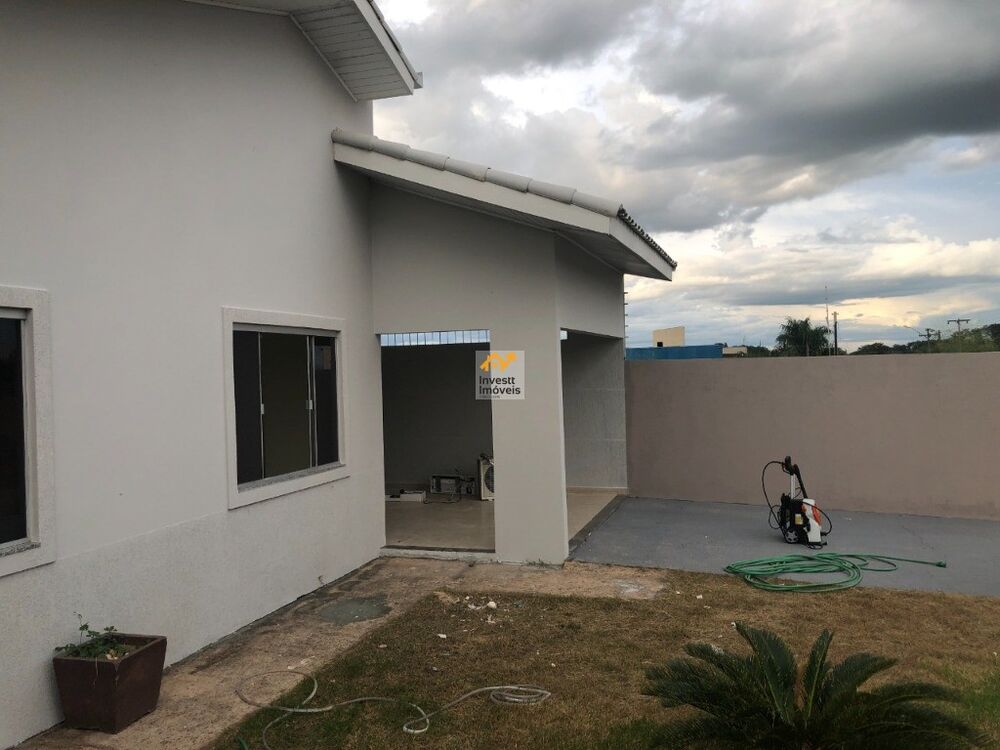 Casa à venda com 3 quartos - Foto 2
