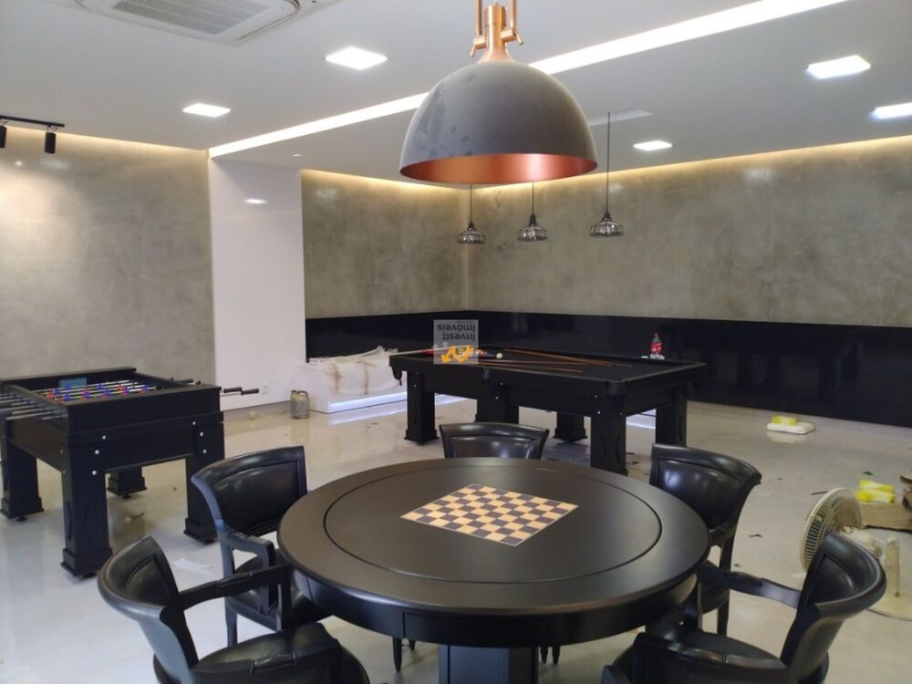 Apartamento à venda com 4 quartos, 307m² - Foto 1