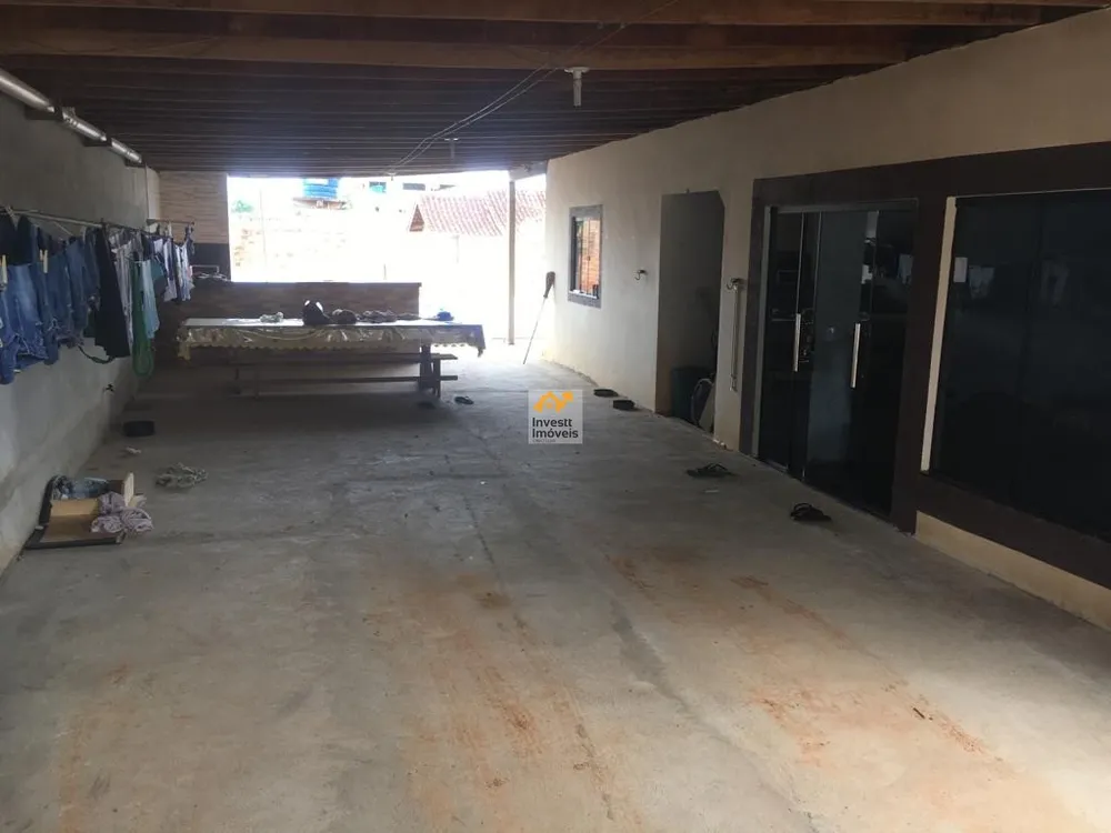Casa, 3 quartos, 250 m² - Foto 11
