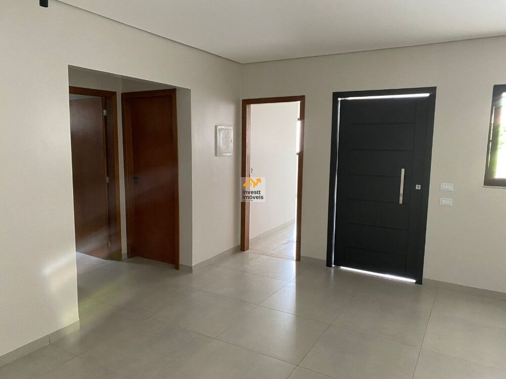 Casa à venda com 3 quartos - Foto 1