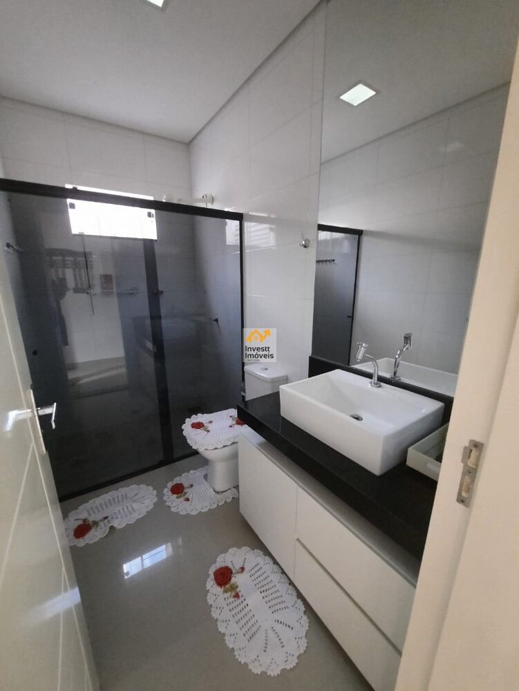 Casa à venda com 3 quartos - Foto 2