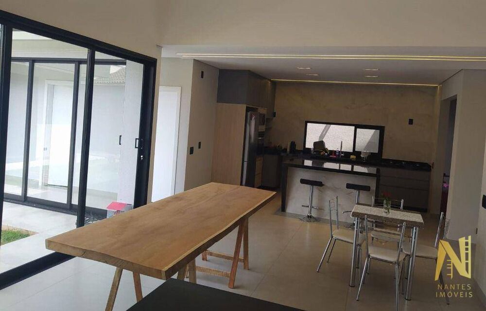Casa, 3 quartos, 186 m² - Foto 8