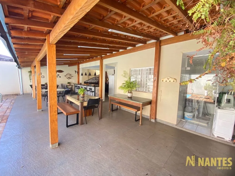 Casa, 4 quartos, 200 m² - Foto 7