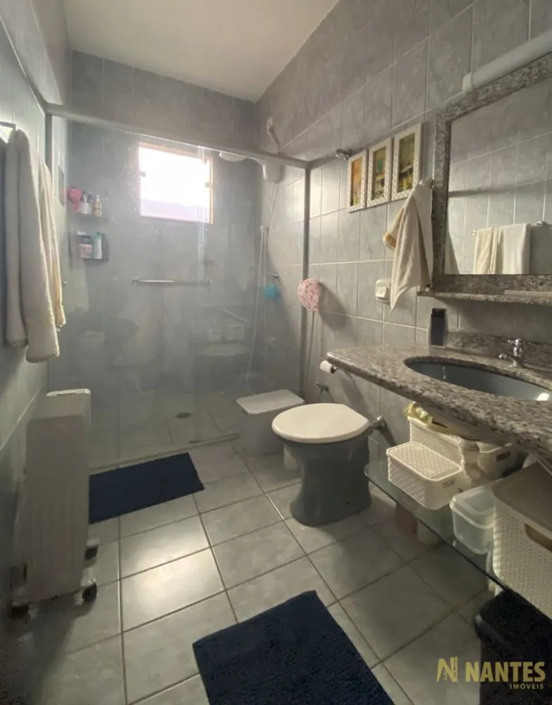 Casa, 4 quartos, 200 m² - Foto 8