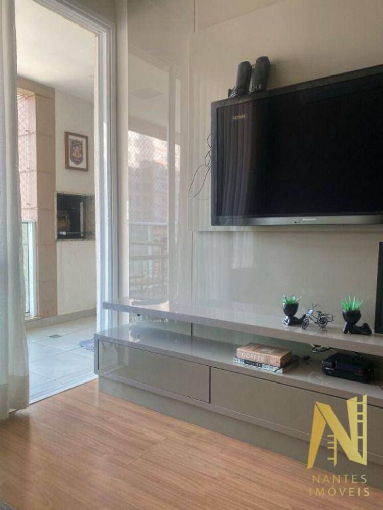 Apartamento à venda com 3 quartos, 81m² - Foto 2