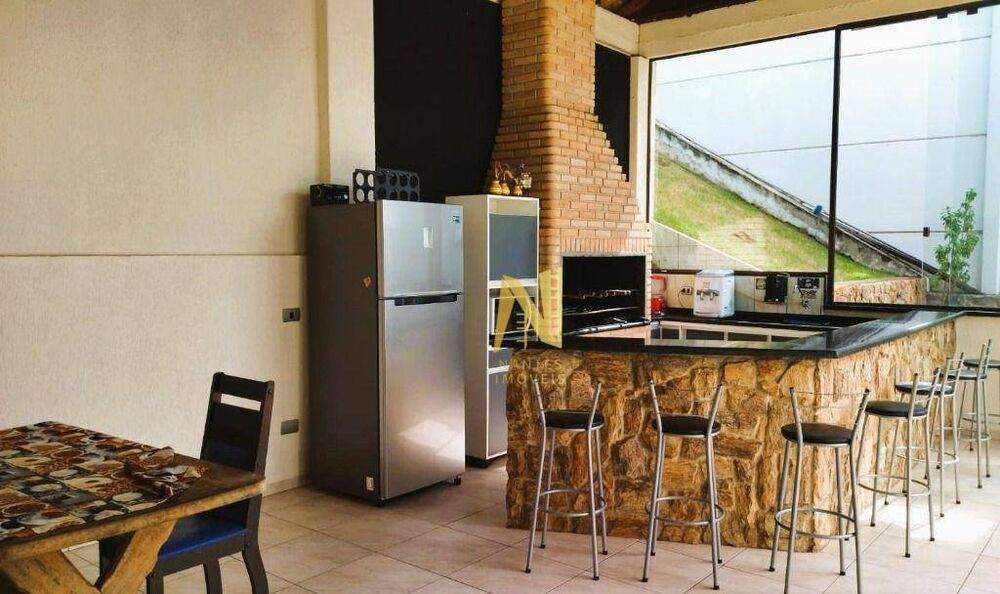 Casa, 3 quartos, 250 m² - Foto 5