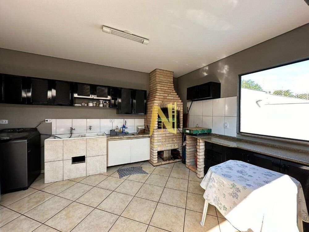 Casa, 3 quartos, 268 m² - Foto 14