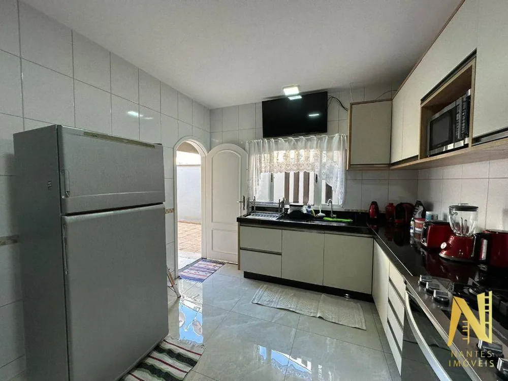 Casa, 3 quartos, 268 m² - Foto 25