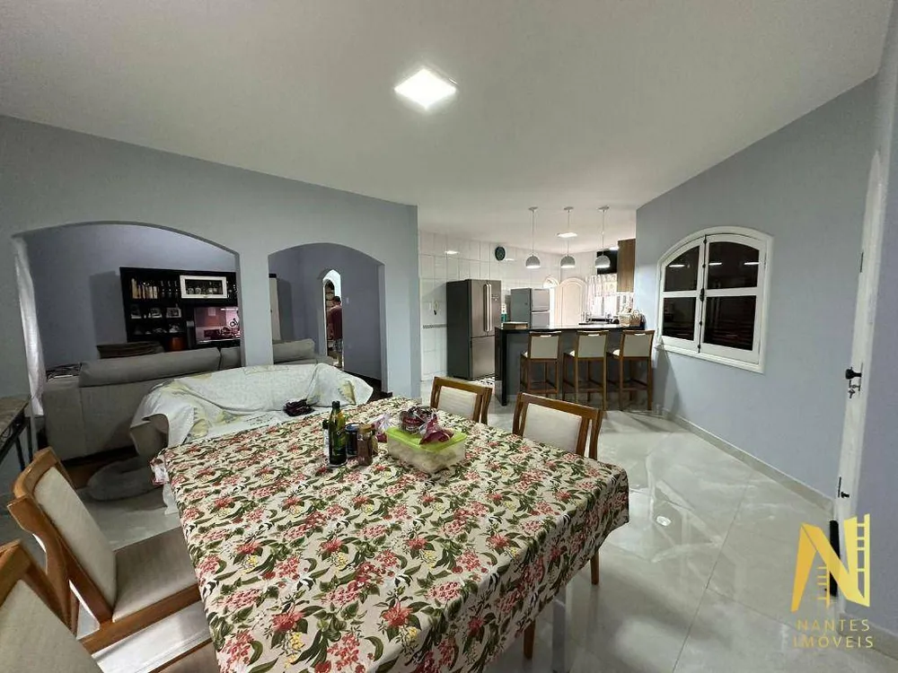 Casa, 3 quartos, 268 m² - Foto 28