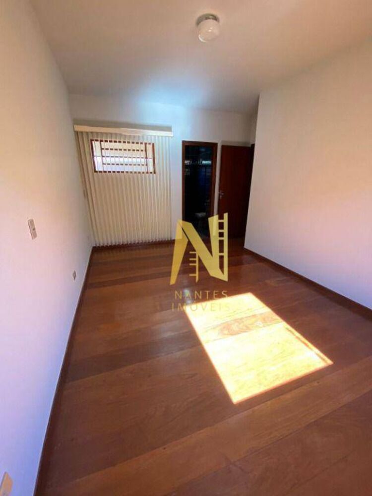 Casa, 4 quartos, 274 m² - Foto 3