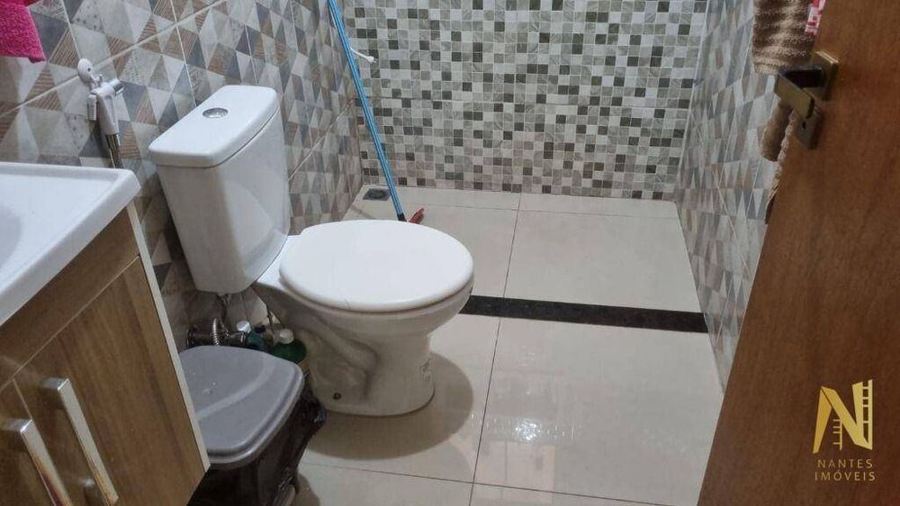 Casa à venda com 3 quartos, 85m² - Foto 3