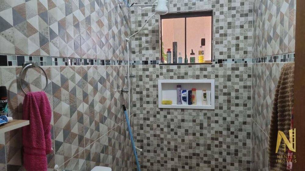 Casa à venda com 3 quartos, 85m² - Foto 2