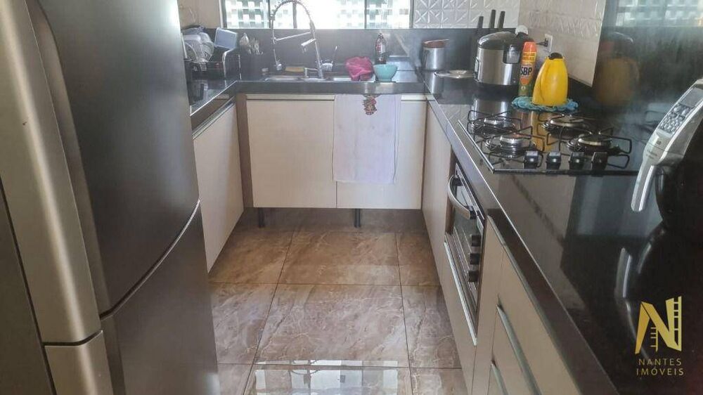 Casa à venda com 3 quartos, 85m² - Foto 10