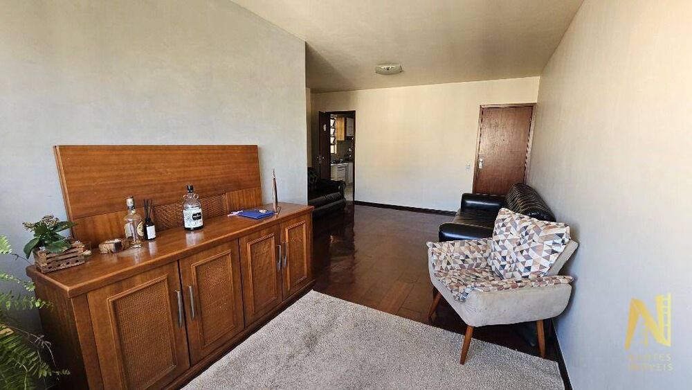 Apartamento à venda com 3 quartos, 103m² - Foto 4