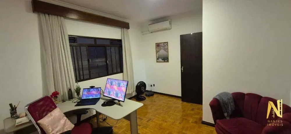 Casa, 5 quartos, 240 m² - Foto 12